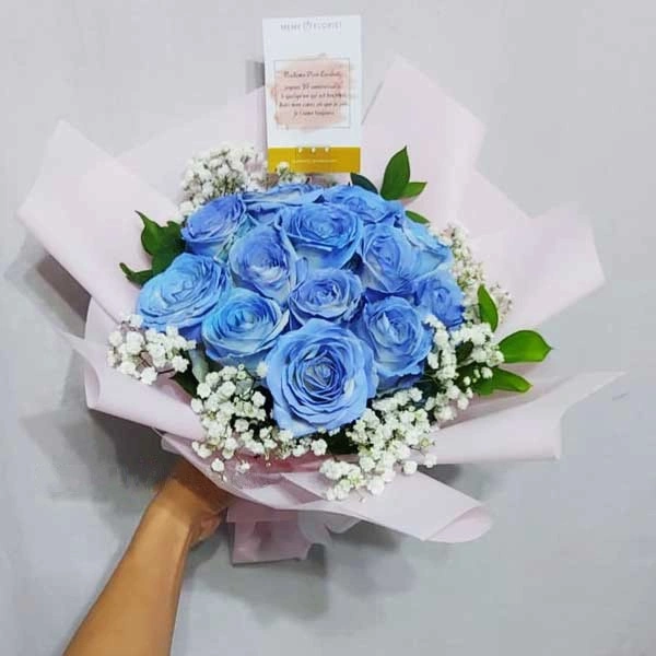 Rekomendasi Buket untuk Sahabat: Buket Bunga Blue Rose