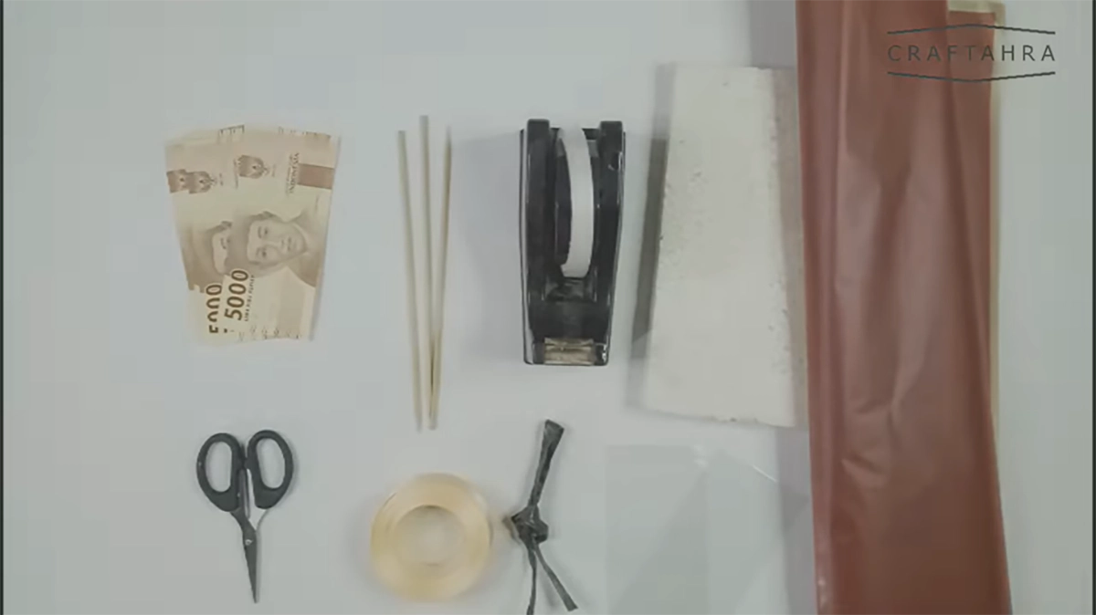 Cara Membuat Buket Uang (Langkah 1)