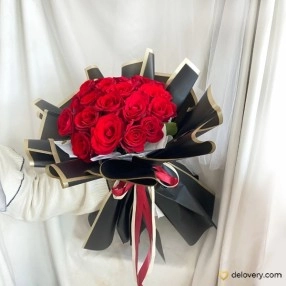 25 Stem of Passionate Blooms