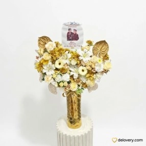 Aurum Acrylic Majestic Stand (Artificial)
