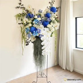 Azure Imperial Stand