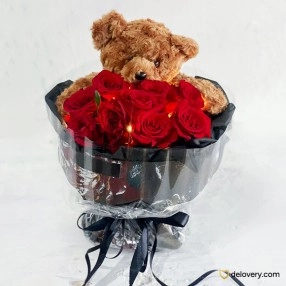 Bear in Rosey