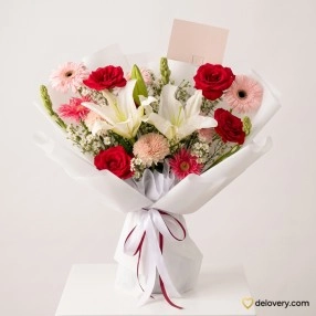 Belle Pristine Lily