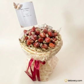 Berry Crown Bouquet