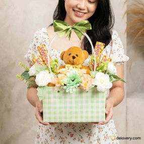 Beryl Choco Hug (Artificial)