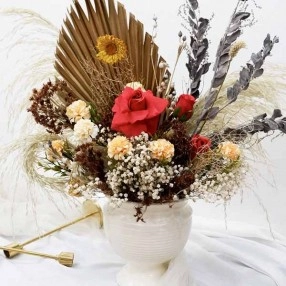 Rosie Diana - Preservered Mixed Dried Flower