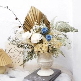 Whitney - Preservered Mixed Dried Flower