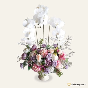 Blooming Elegance (Artificial)