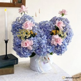 Blue Teddy Bloom