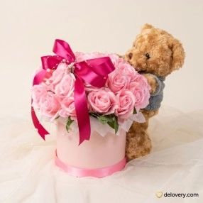 Blushing Bear Box (Artificial)