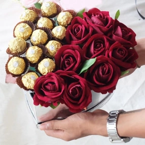 Choco Love Box (Artificial)
