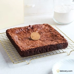 Classic Fudgie Brownie