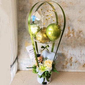 Congraduations Box (Artificial)