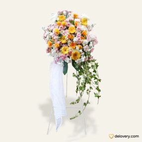 Cascade Elegant Florals