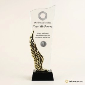 Golden Winged Apex Trophy
