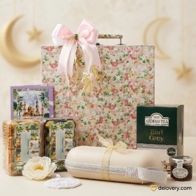 Hafshah Floral Travel