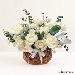 Ivory Rose Basket