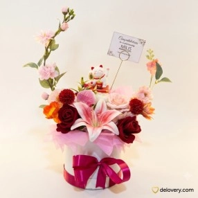 Lucky Charm Bloom Box (Artificial)