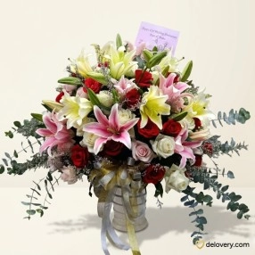Luxury Lily Luminous