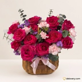 Magenta Rose Basket