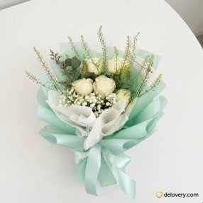 Minty Whisper Bouquet