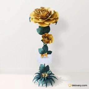 Monas Gilded Majesty
