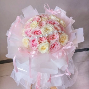 Party Rosy (30 stems)