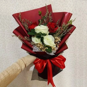 Picasso - Artificial Flower