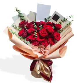 Romantic Red Blossom