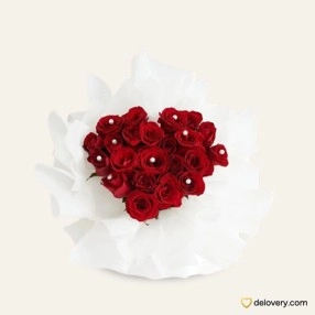 Red Loves Blooms