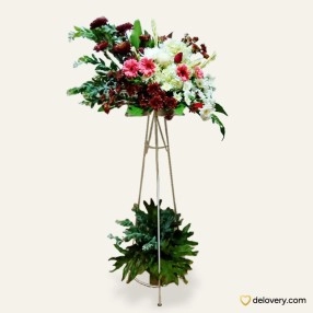 Regal Flowers Stand