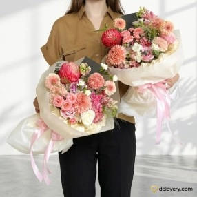 Rosaline Pastel Petals