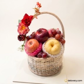 Simple Crimson Basket