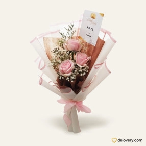 Small Boquet of Roses