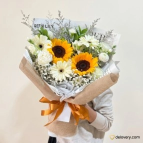 Sunlit Serenade Bouquet