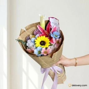 Sunny Burlap Charm (Artificial)