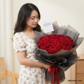 Velvet Desire -50 stems