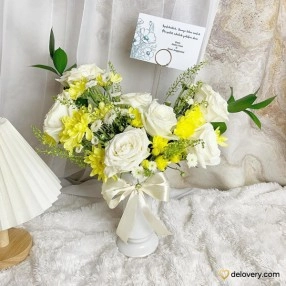 White Sunlight Vase