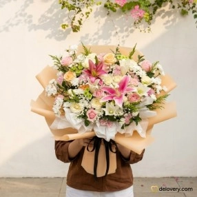 Xylosma Lily Radiance